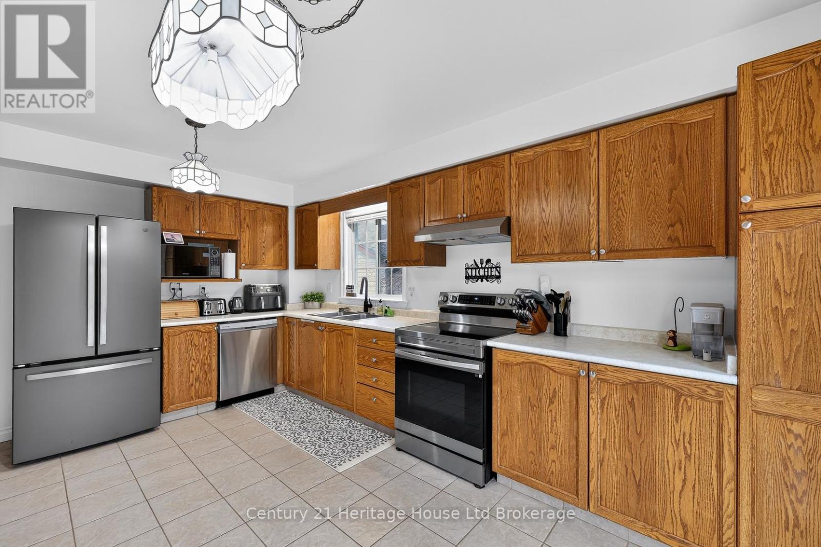 129 Anderson Street, Woodstock (Woodstock - South), Ontario  N4S 8Z6 - Photo 10 - X12914808