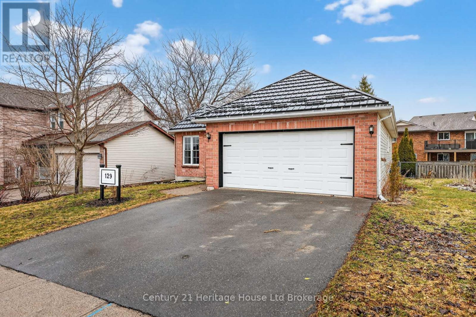 129 Anderson Street, Woodstock (Woodstock - South), Ontario  N4S 8Z6 - Photo 3 - X12914808