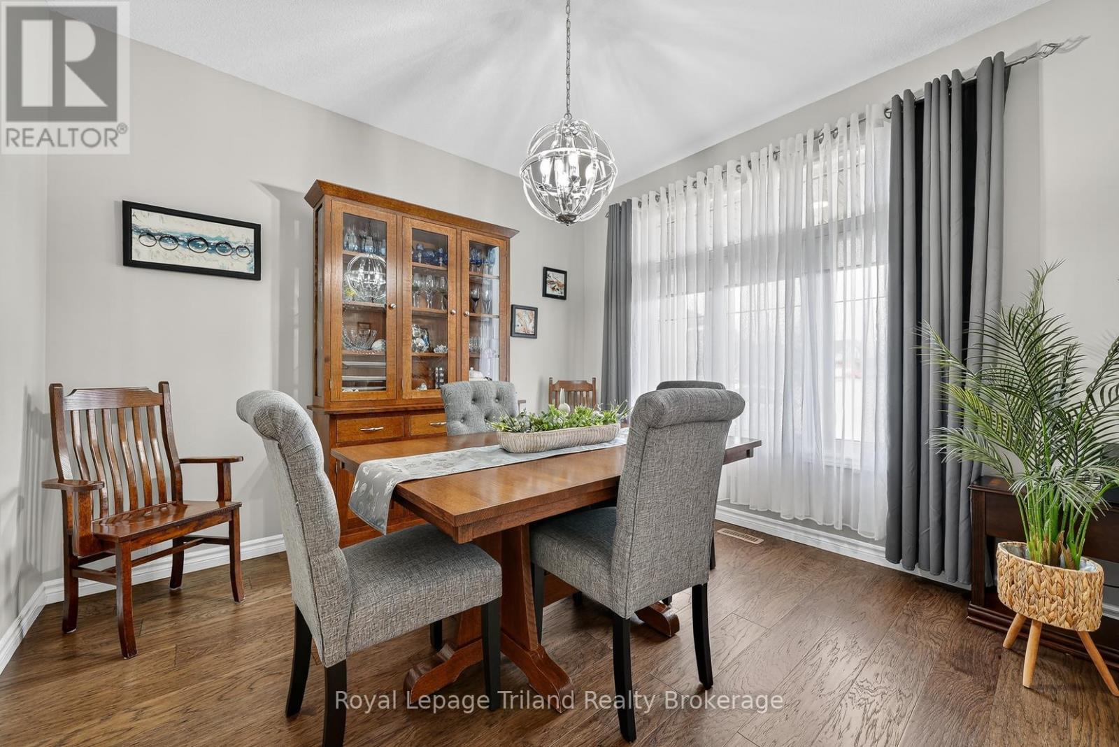 46 Colin Avenue, Tillsonburg, Ontario  N4G 0E5 - Photo 21 - X12915392