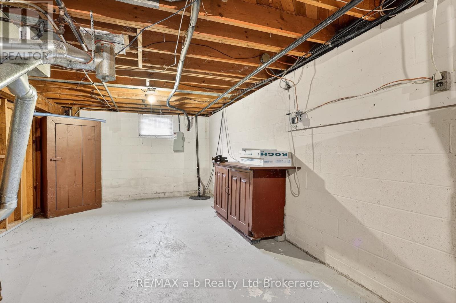 23 Glenn Avenue, Ingersoll (Ingersoll - South), Ontario  N5C 2C9 - Photo 28 - X12916032