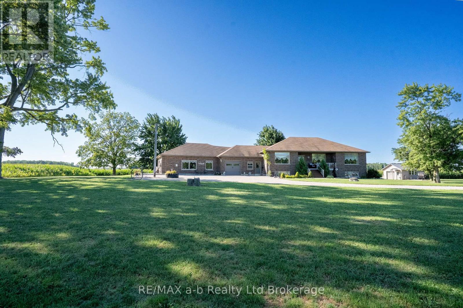 324500 Mount Elgin Road, South-West Oxford, Ontario  N0J 1N0 - Photo 2 - X12918414