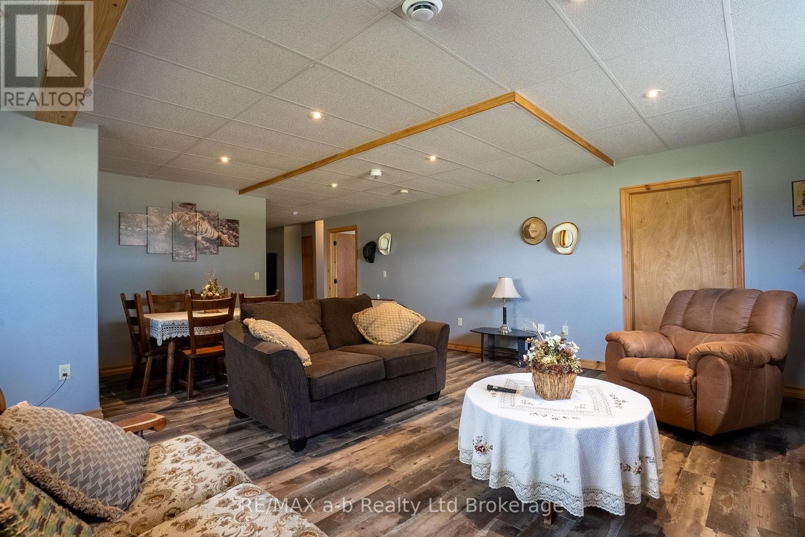 324500 Mount Elgin Road, South-West Oxford, Ontario  N0J 1N0 - Photo 22 - X12918414