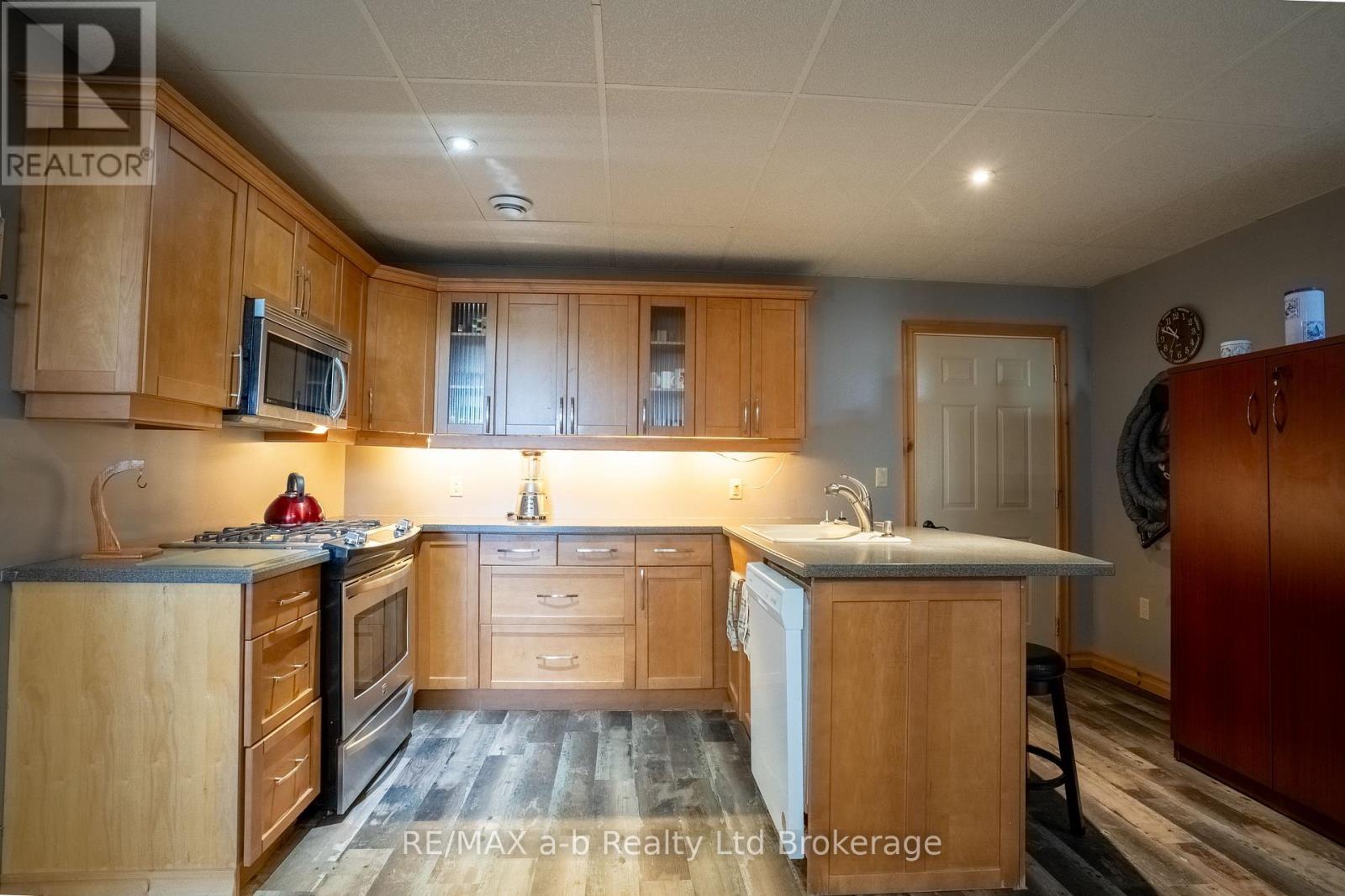 324500 Mount Elgin Road, South-West Oxford, Ontario  N0J 1N0 - Photo 24 - X12918414