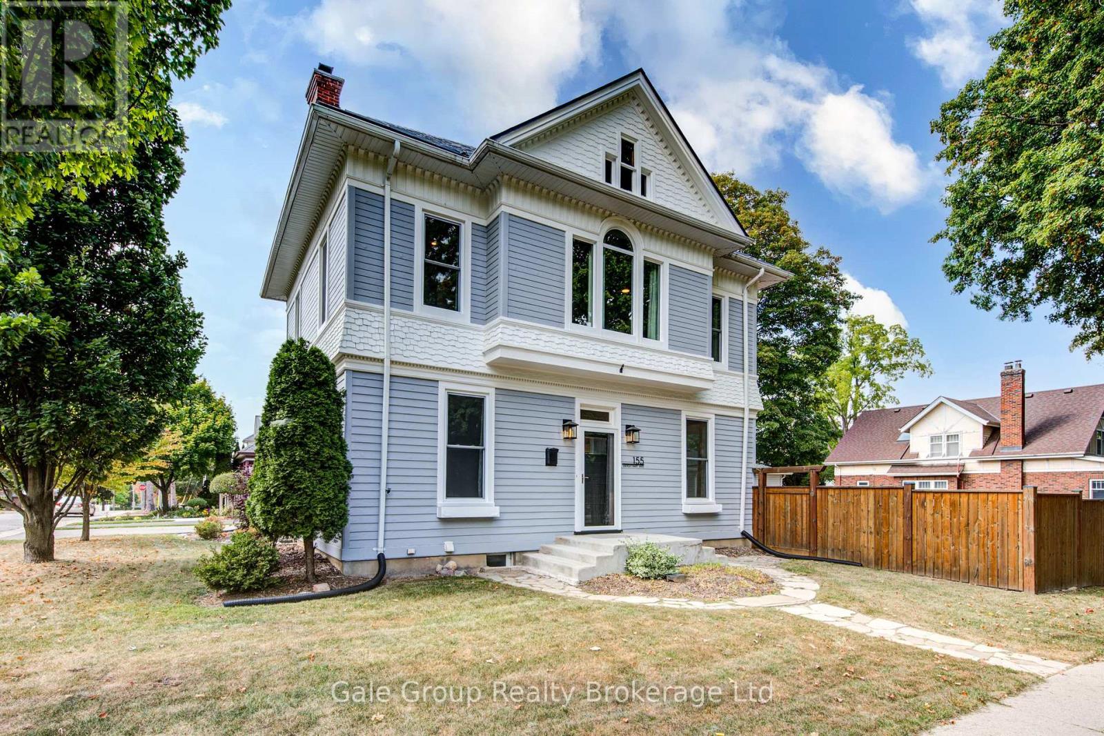 155 Vansittart Avenue, Woodstock (Woodstock - North), Ontario  N4S 6E7 - Photo 2 - X12919162