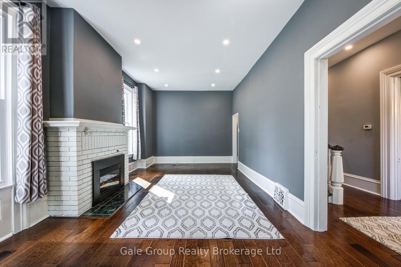 155 Vansittart Avenue, Woodstock (Woodstock - North), Ontario  N4S 6E7 - Photo 20 - X12919162