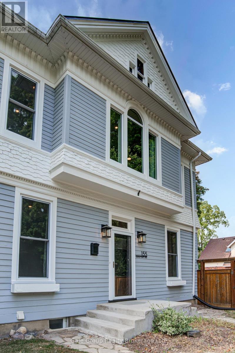 155 Vansittart Avenue, Woodstock (Woodstock - North), Ontario  N4S 6E7 - Photo 3 - X12919162