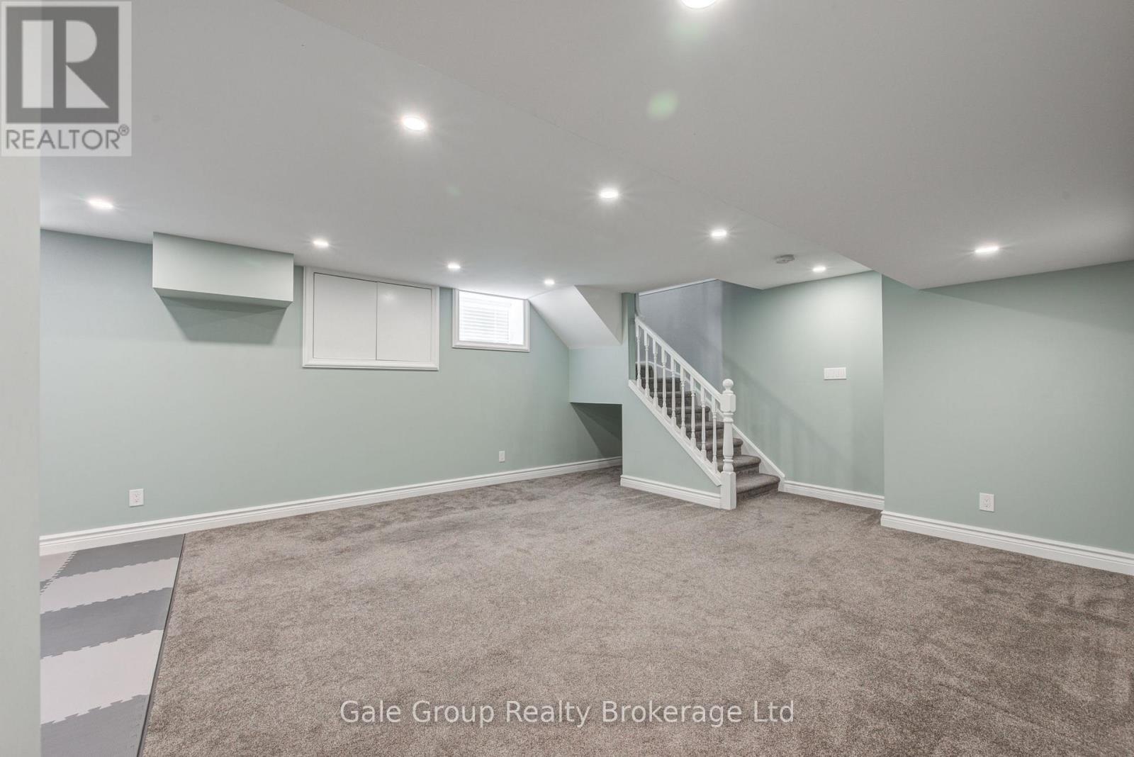 155 Vansittart Avenue, Woodstock (Woodstock - North), Ontario  N4S 6E7 - Photo 35 - X12919162