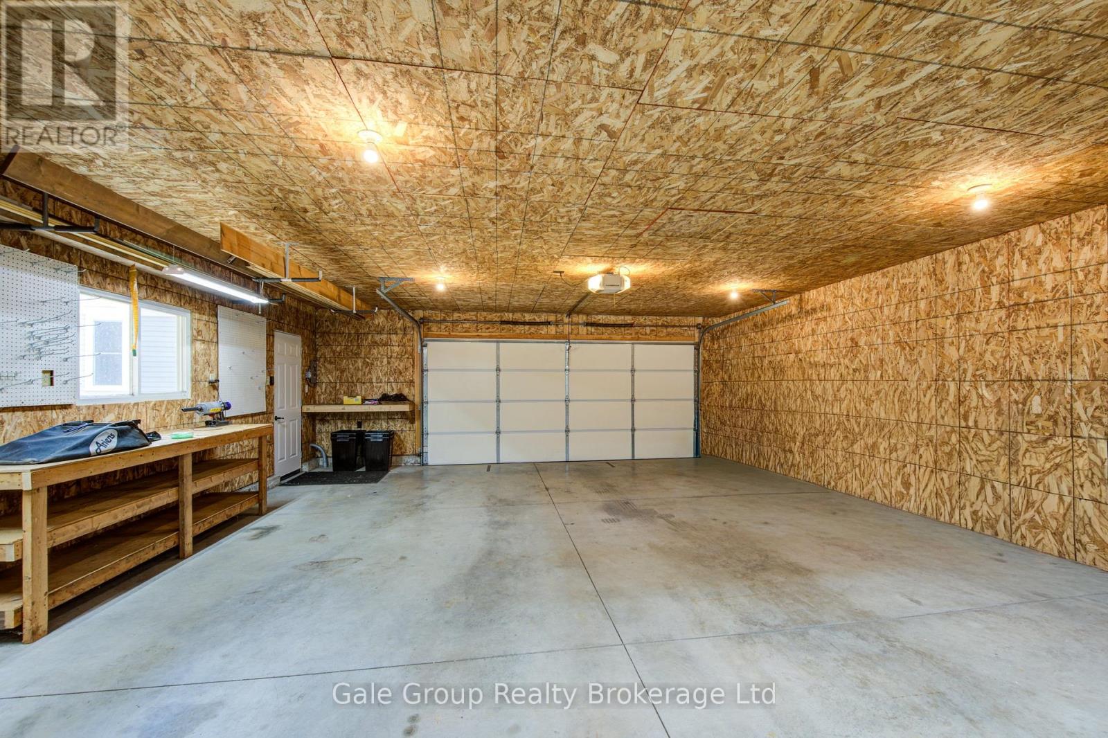 155 Vansittart Avenue, Woodstock (Woodstock - North), Ontario  N4S 6E7 - Photo 39 - X12919162