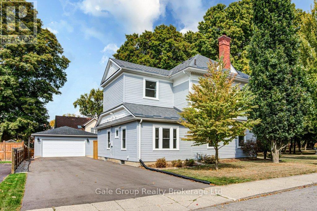 155 Vansittart Avenue, Woodstock (Woodstock - North), Ontario  N4S 6E7 - Photo 4 - X12919162