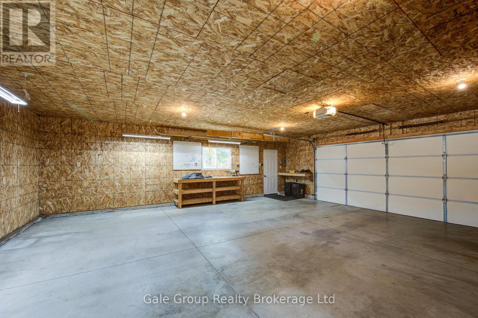 155 Vansittart Avenue, Woodstock (Woodstock - North), Ontario  N4S 6E7 - Photo 40 - X12919162