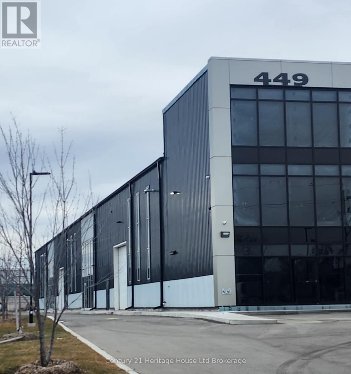 2 - 449 Griffin Way, Woodstock (Woodstock - North), Ontario  N4T 0N2 - Photo 2 - X12919610