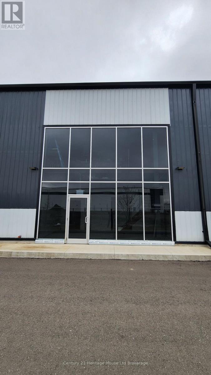 2 - 449 Griffin Way, Woodstock (Woodstock - North), Ontario  N4T 0N2 - Photo 3 - X12919610