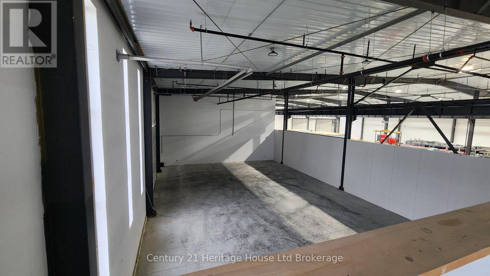 2 - 449 Griffin Way, Woodstock (Woodstock - North), Ontario  N4T 0N2 - Photo 6 - X12919610