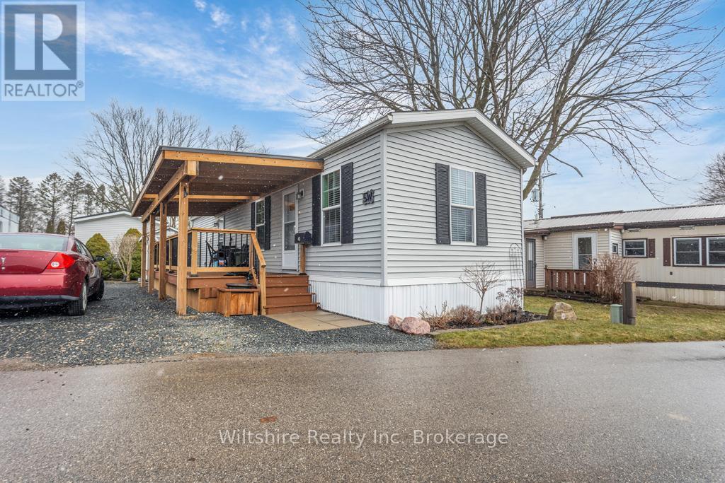 5w - 23 North Street W, Tillsonburg, Ontario  N4G 1B9 - Photo 2 - X12919970