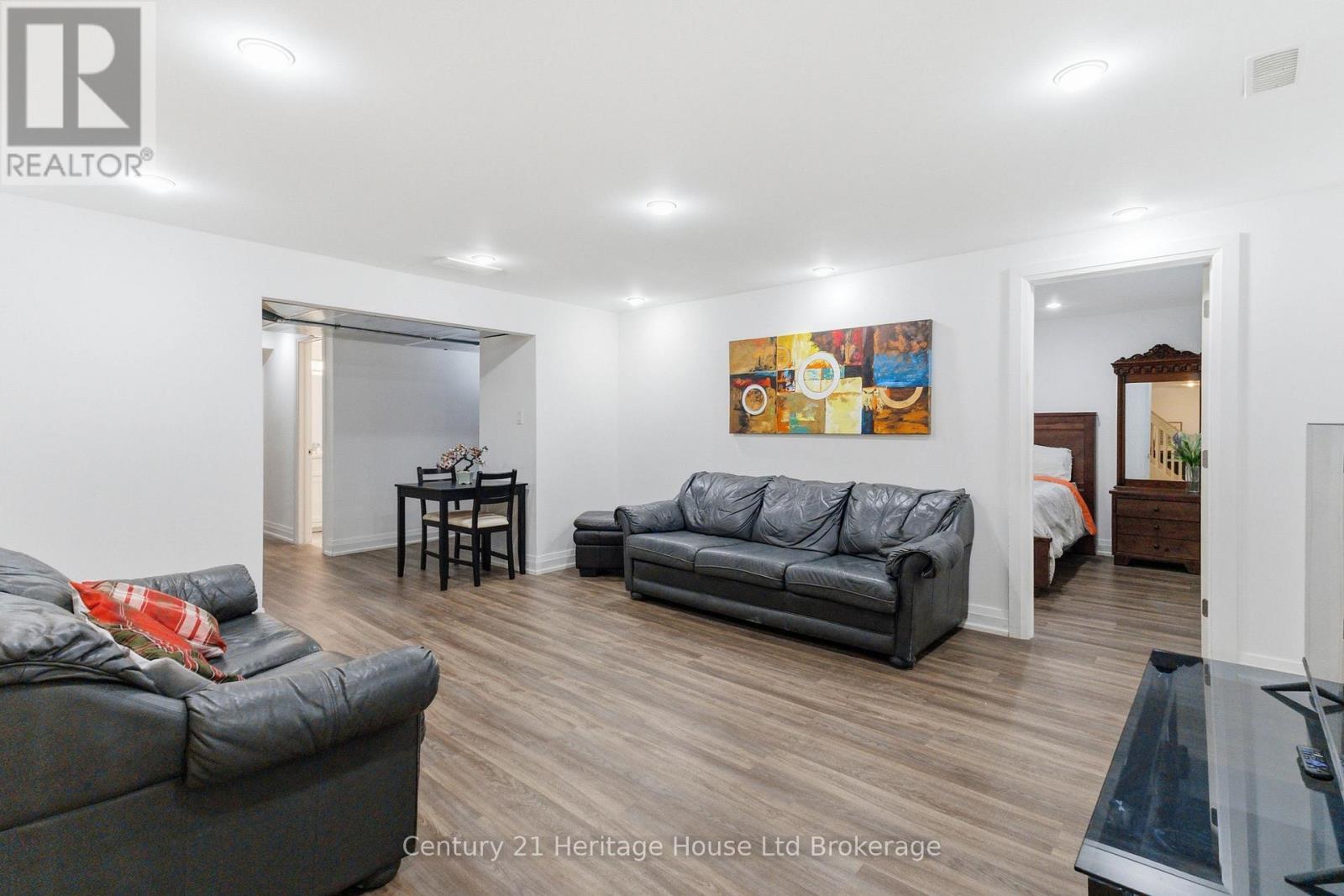 61 Applewood Crescent, London South (South N), Ontario  N6J 3R1 - Photo 23 - X12920688