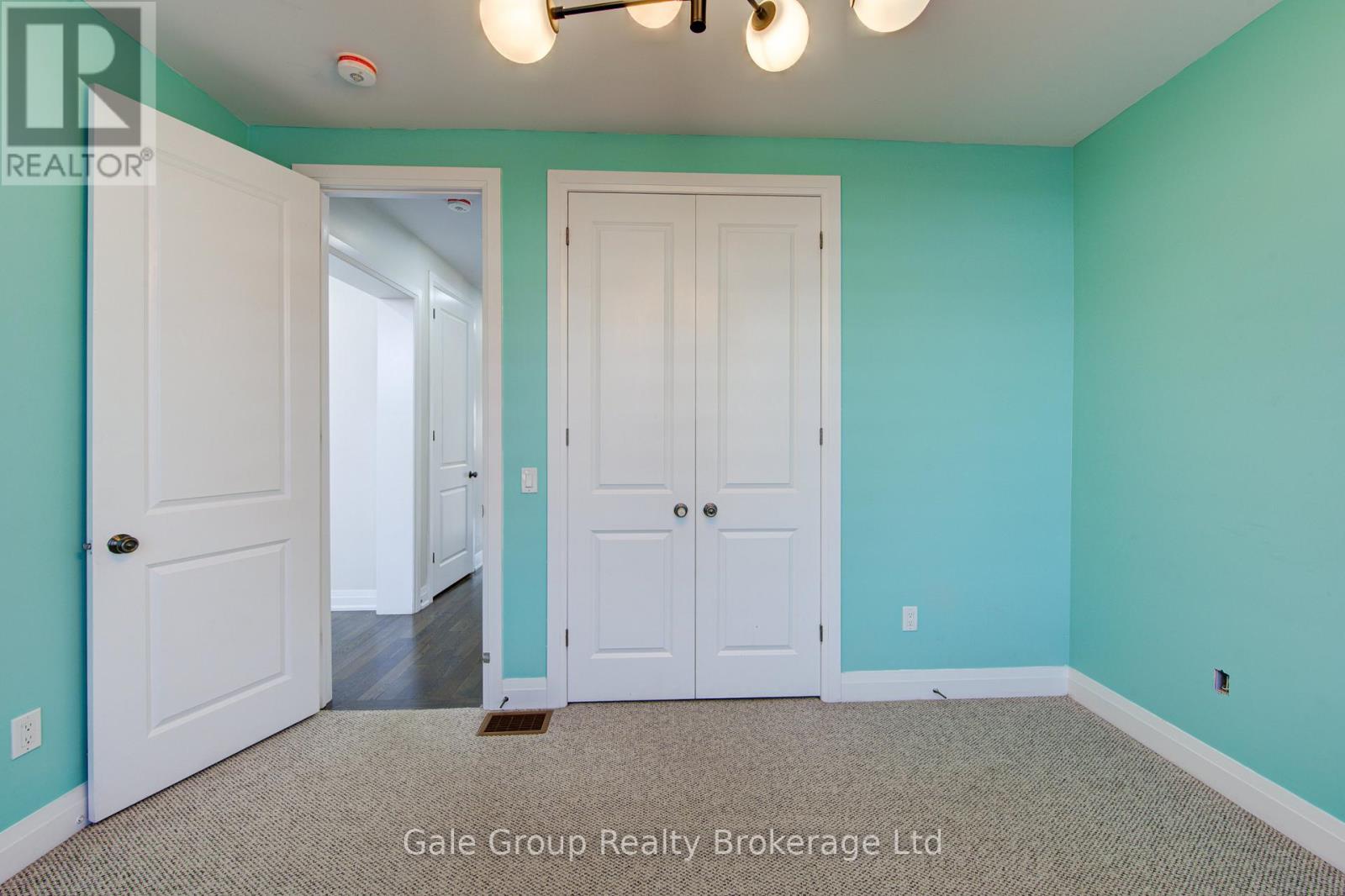 125 Prince Charles Crescent, Woodstock (Woodstock - North), Ontario  N4T 0N1 - Photo 19 - X12920806