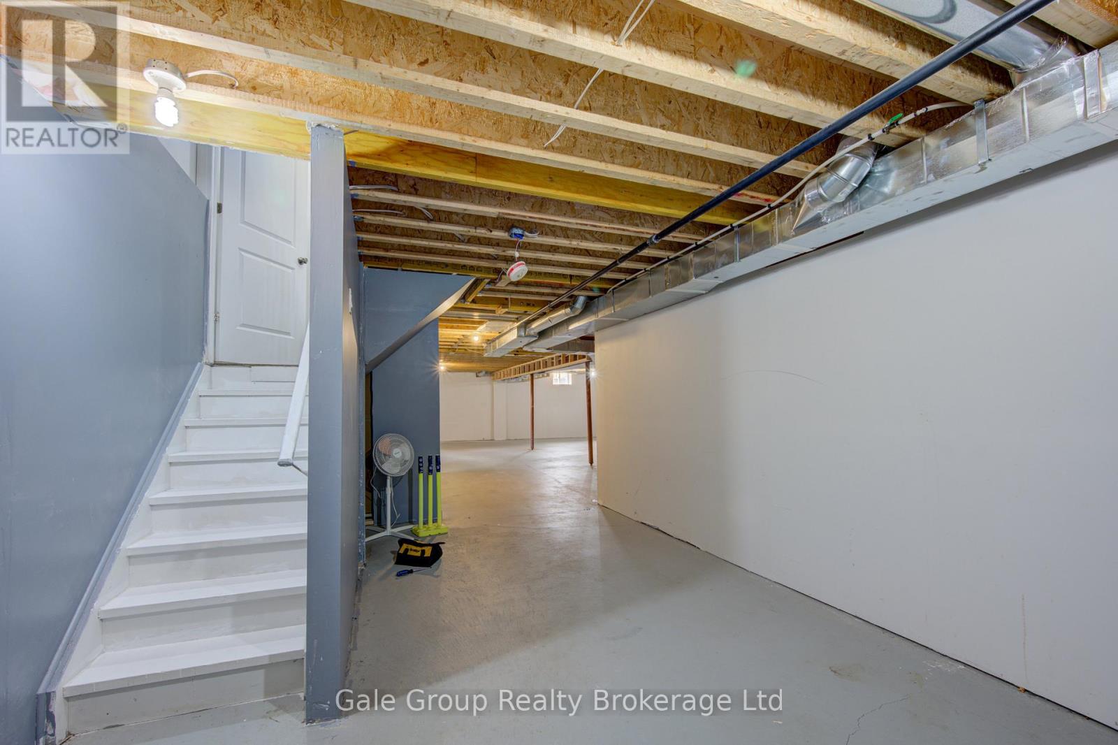 125 Prince Charles Crescent, Woodstock (Woodstock - North), Ontario  N4T 0N1 - Photo 25 - X12920806