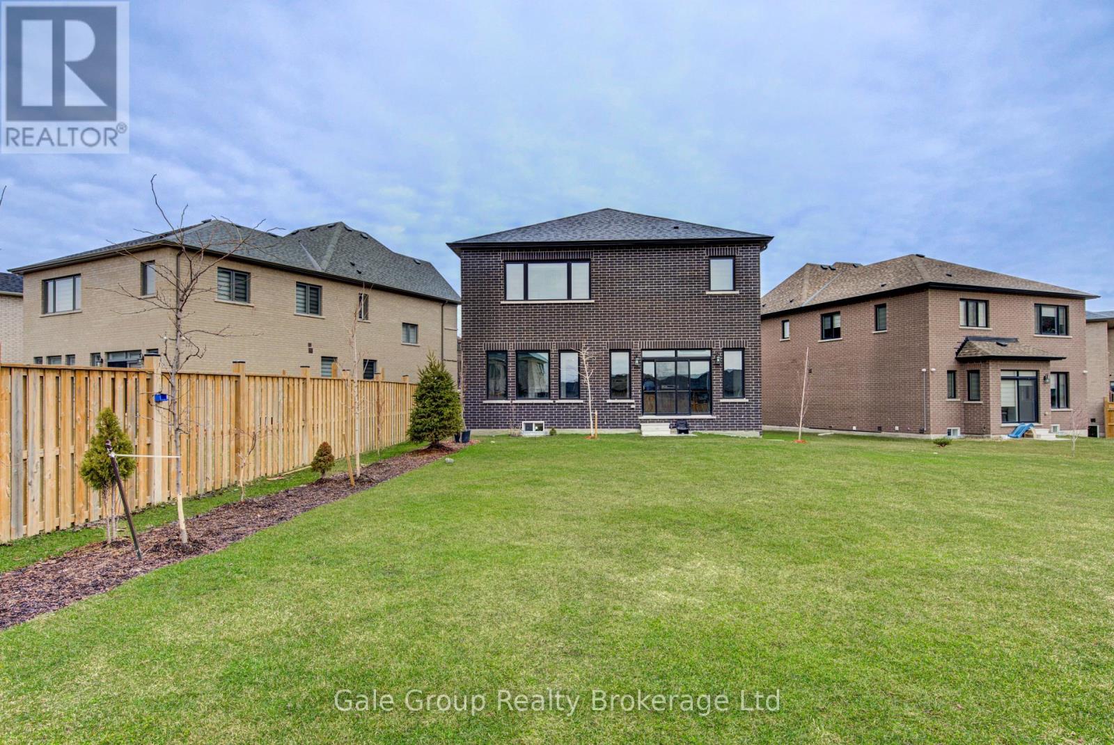 125 Prince Charles Crescent, Woodstock (Woodstock - North), Ontario  N4T 0N1 - Photo 28 - X12920806
