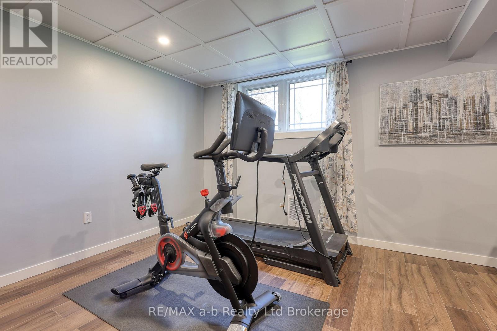 249 Arris Crescent, West Perth (Mitchell), Ontario  N0K 1N0 - Photo 24 - X12921734