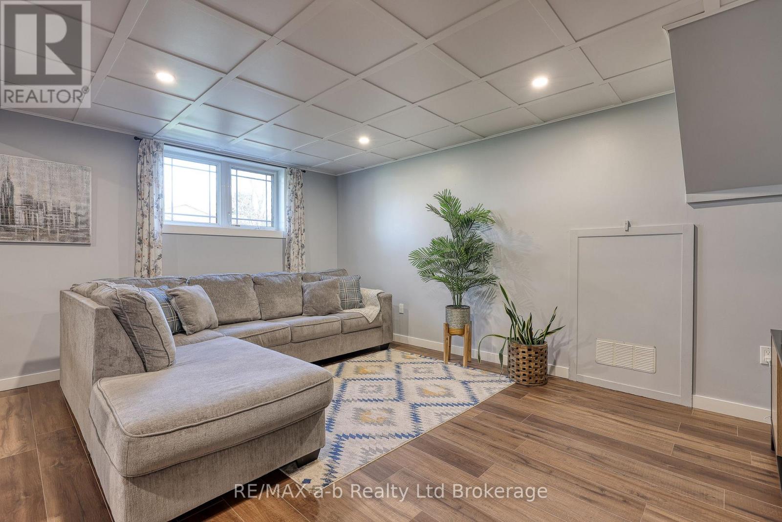 249 Arris Crescent, West Perth (Mitchell), Ontario  N0K 1N0 - Photo 25 - X12921734