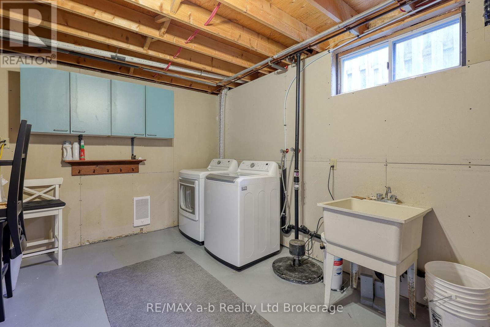 249 Arris Crescent, West Perth (Mitchell), Ontario  N0K 1N0 - Photo 32 - X12921734