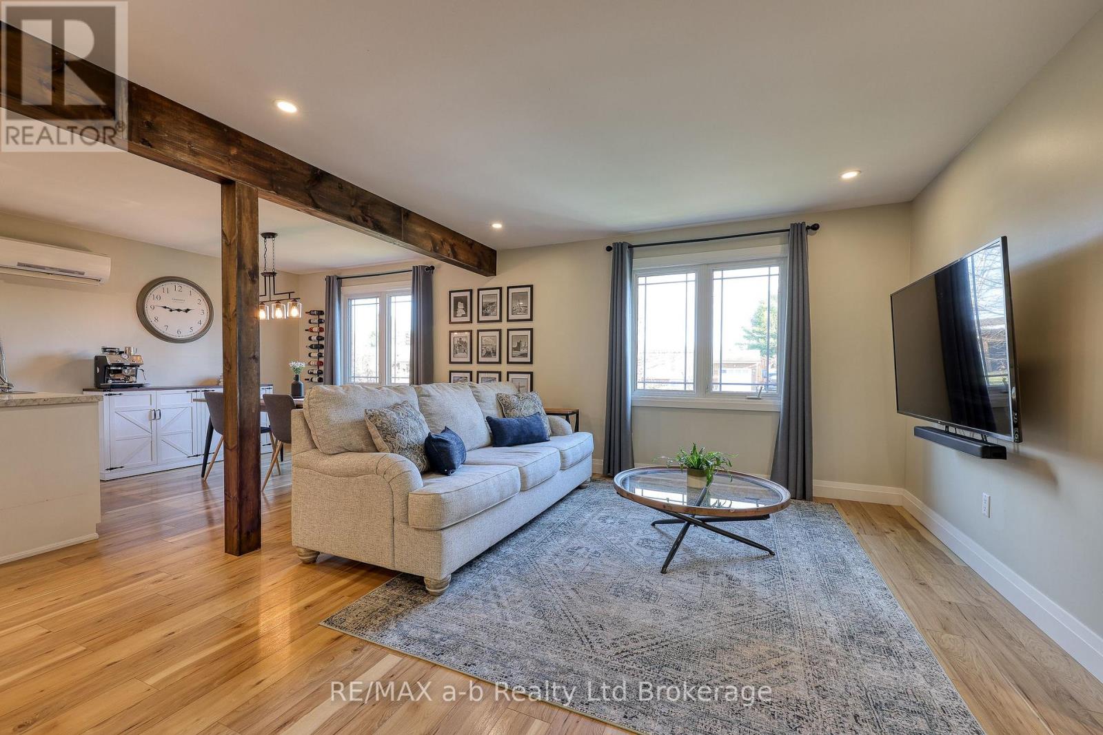 249 Arris Crescent, West Perth (Mitchell), Ontario  N0K 1N0 - Photo 5 - X12921734