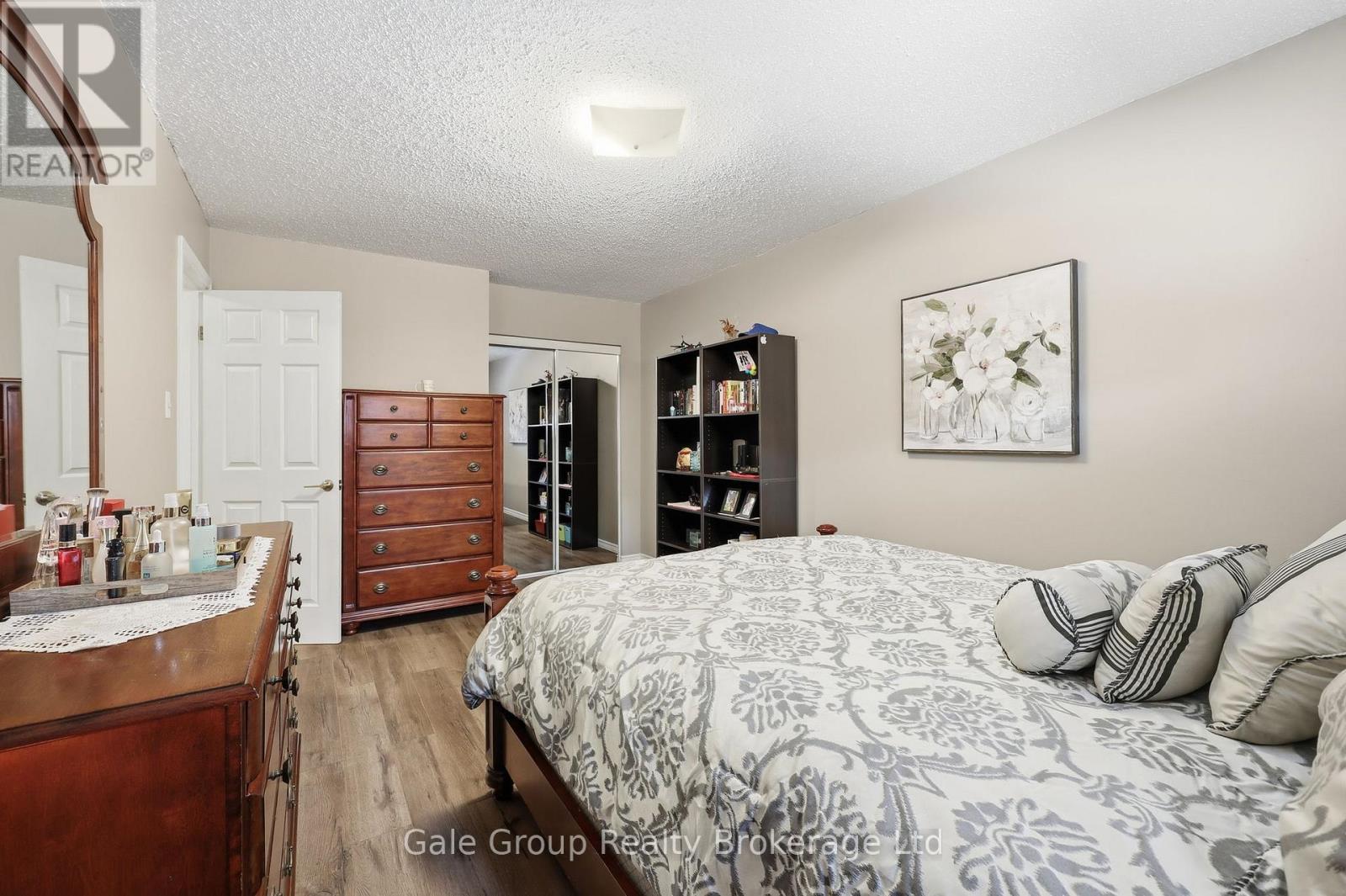 599 Gainsborough Road, London North (North F), Ontario  N6G 2C5 - Photo 37 - X12922380