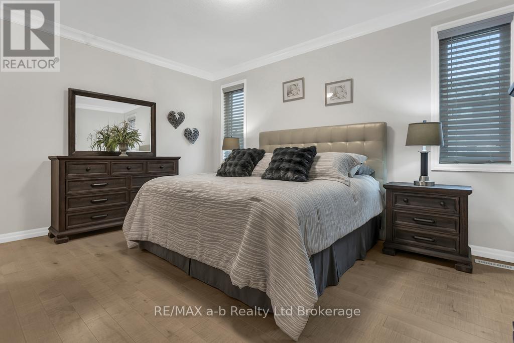 41 Lowrie Crescent, Tillsonburg, Ontario  N4G 0H5 - Photo 21 - X12924494