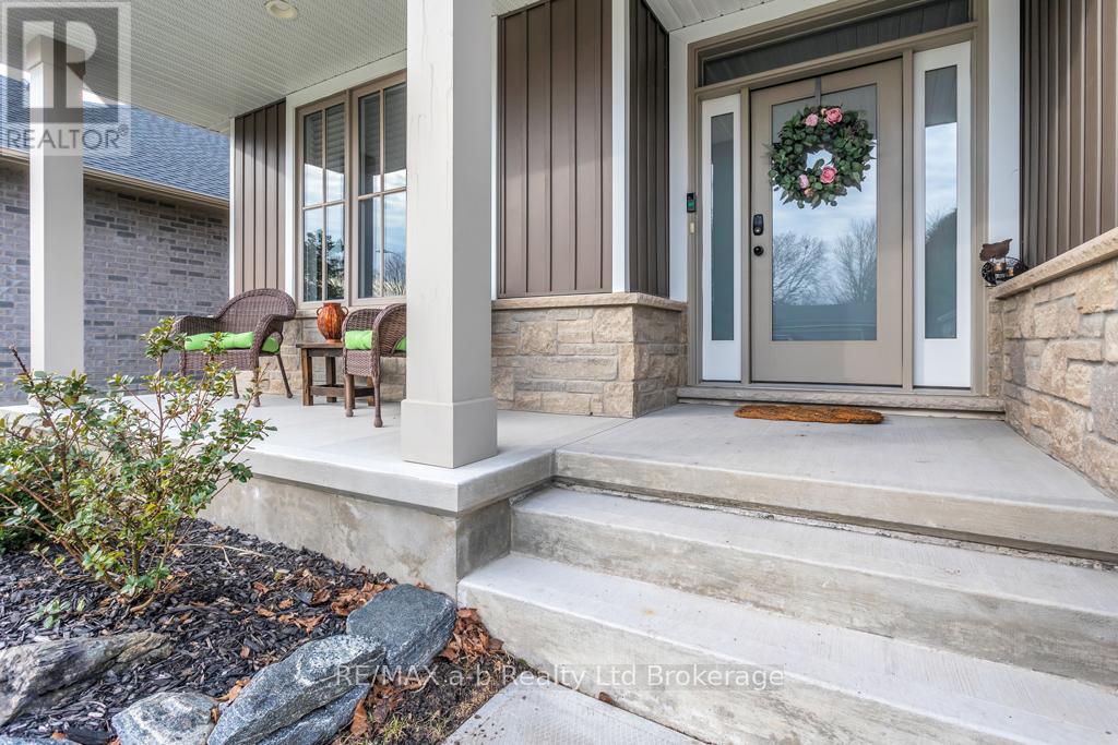 41 Lowrie Crescent, Tillsonburg, Ontario  N4G 0H5 - Photo 4 - X12924494