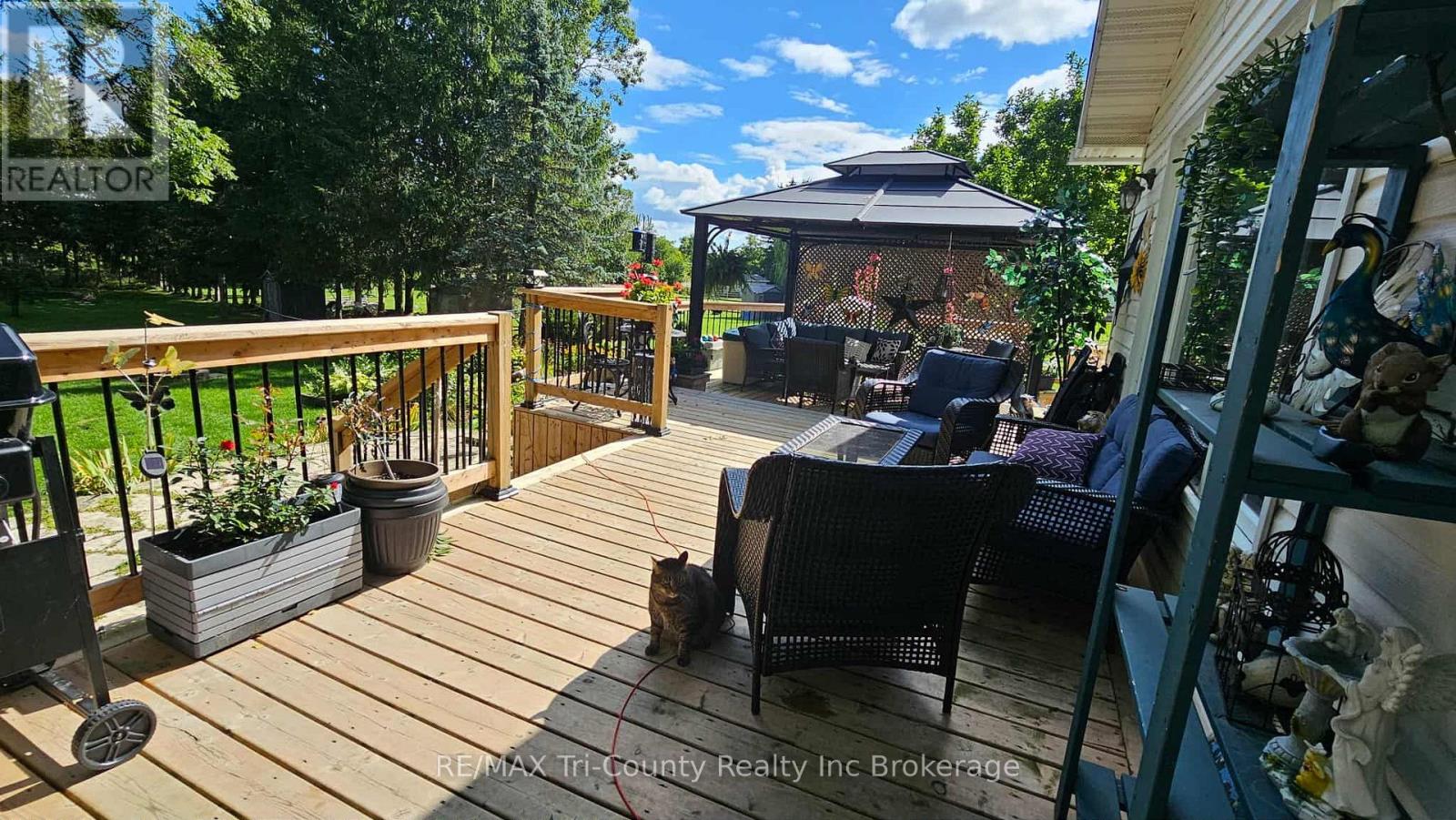 27 Harpurhey Road, Huron East (Harpurhey Village), Ontario  N0K 1W0 - Photo 3 - X12925416