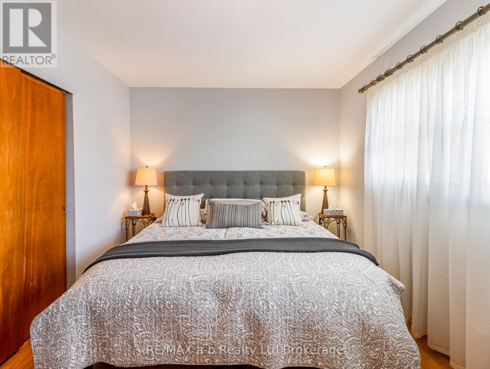 543 Highland Drive, Woodstock (Woodstock - North), Ontario  N4S 5X1 - Photo 12 - X12925974