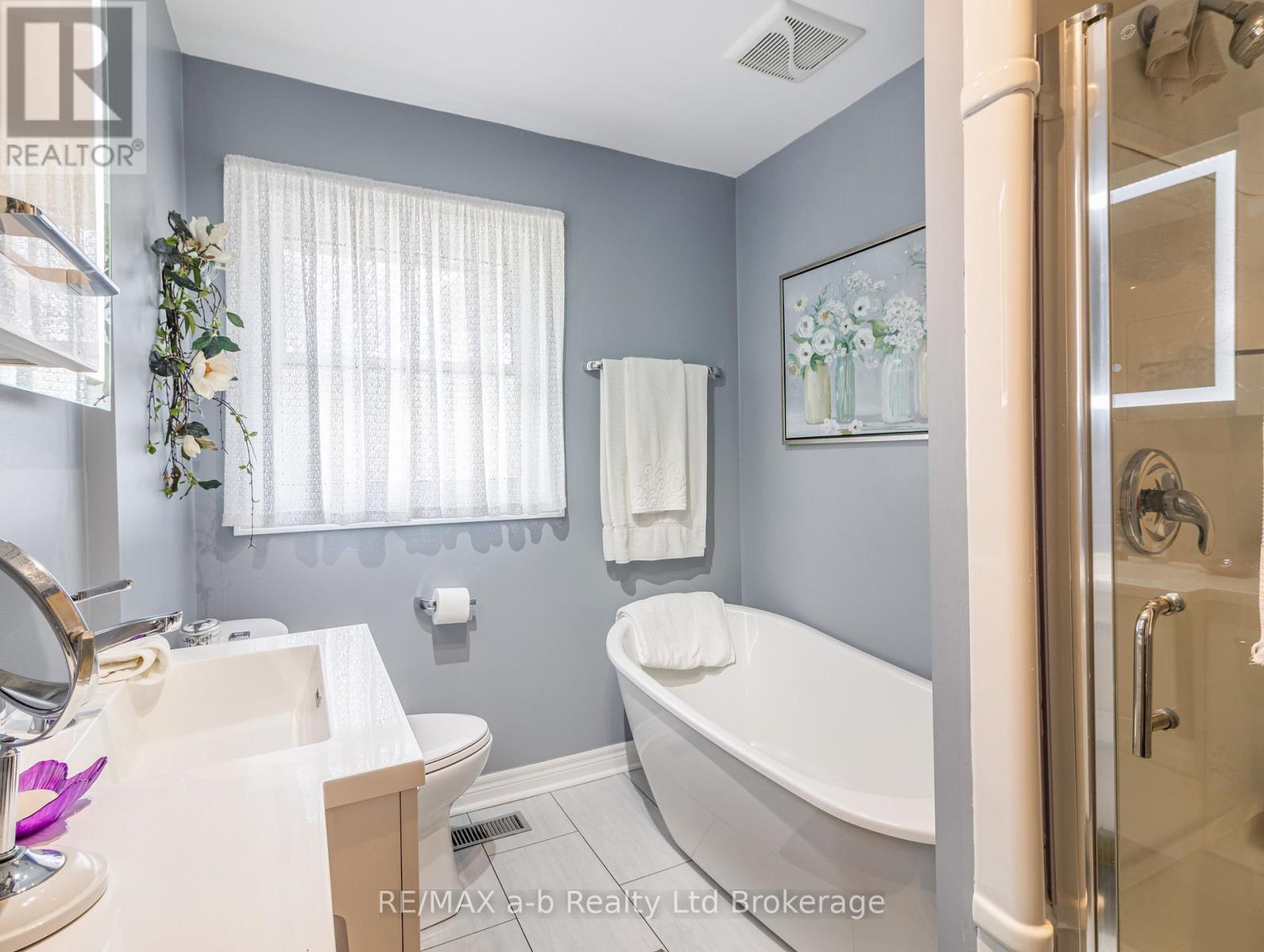 543 Highland Drive, Woodstock (Woodstock - North), Ontario  N4S 5X1 - Photo 14 - X12925974