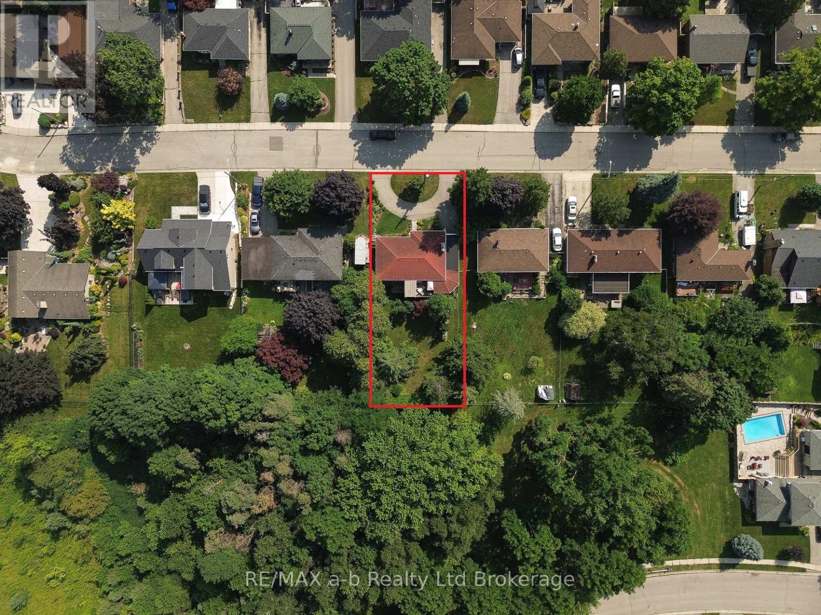 543 Highland Drive, Woodstock (Woodstock - North), Ontario  N4S 5X1 - Photo 36 - X12925974