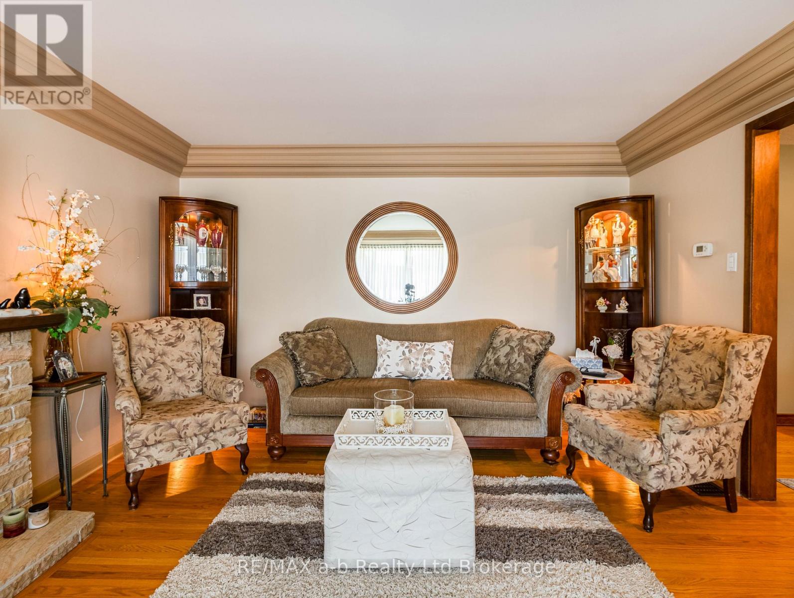 543 Highland Drive, Woodstock (Woodstock - North), Ontario  N4S 5X1 - Photo 8 - X12925974