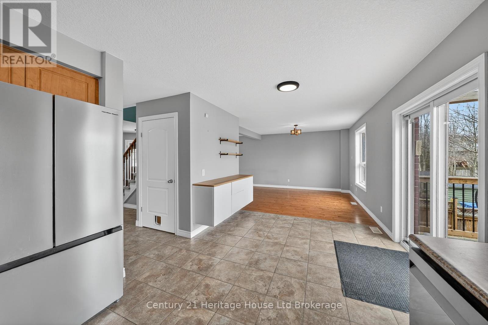 215 Munnoch Boulevard, Woodstock (Woodstock - North), Ontario  N4T 1V7 - Photo 20 - X12926204