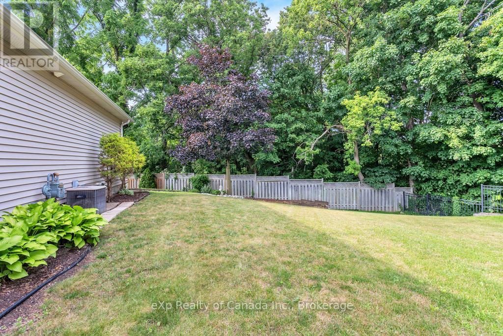 124 Wilson Avenue, Tillsonburg, Ontario  N4G 5T3 - Photo 27 - X12926334