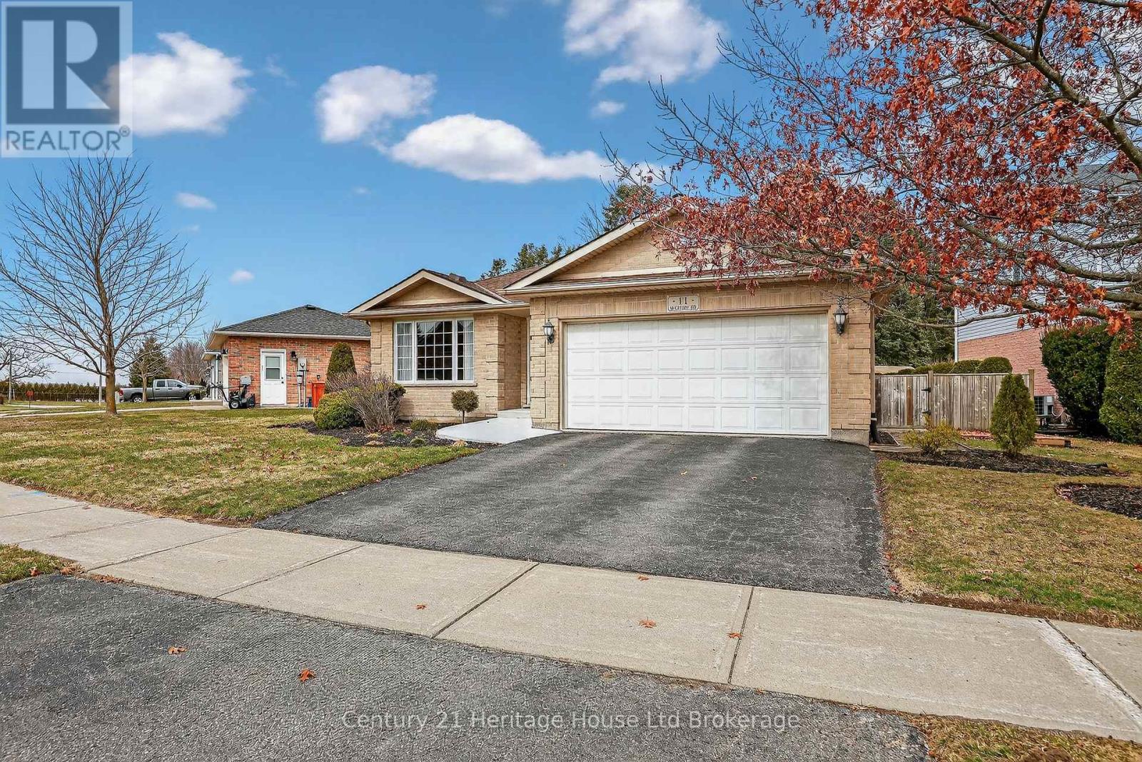 11 Mccreery Road, Ingersoll (Ingersoll - North), Ontario  N5C 4E9 - Photo 3 - X12926504