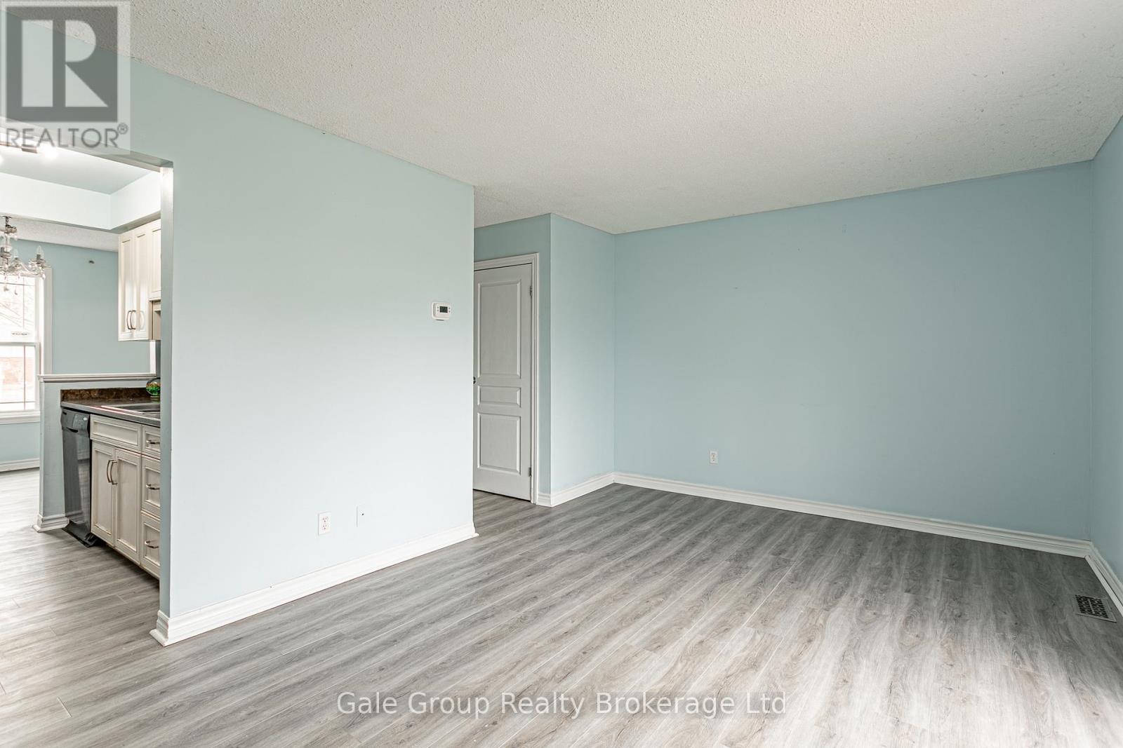 7 - 39 Blandford Street, Woodstock (Woodstock - North), Ontario  N4S 7H7 - Photo 11 - X12928530