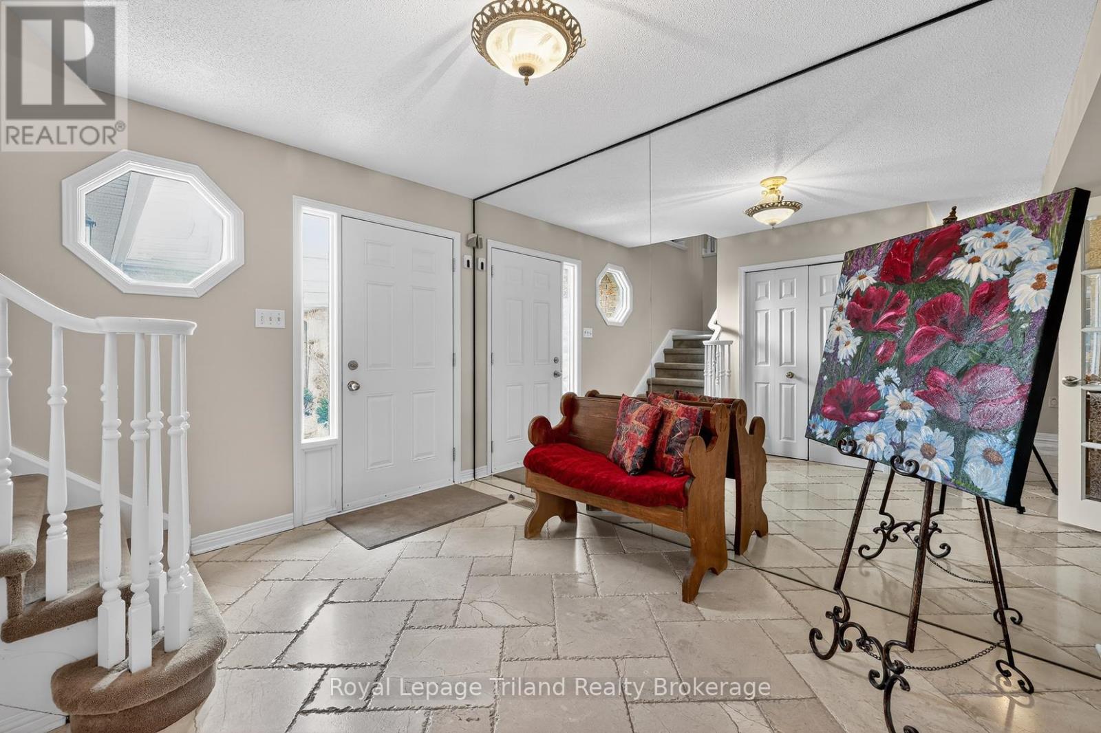 637 Lansdowne Avenue, Woodstock (Woodstock - North), Ontario  N4T 1K2 - Photo 6 - X12929840