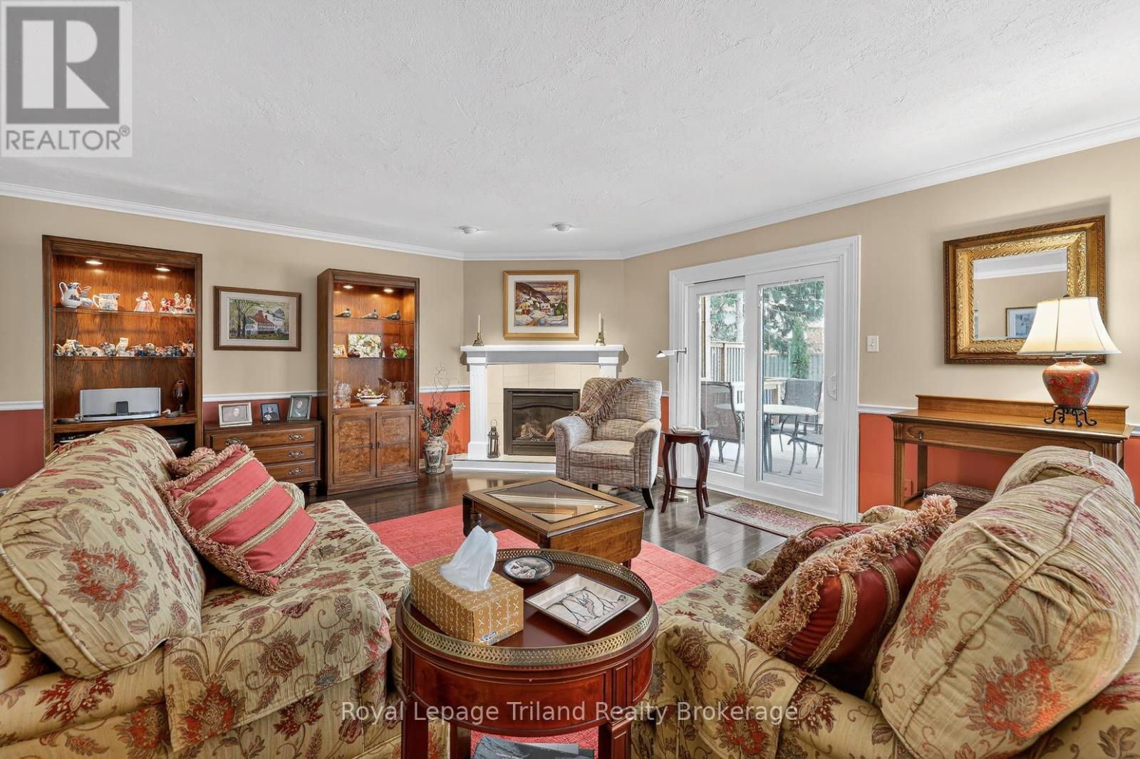 637 Lansdowne Avenue, Woodstock (Woodstock - North), Ontario  N4T 1K2 - Photo 8 - X12929840