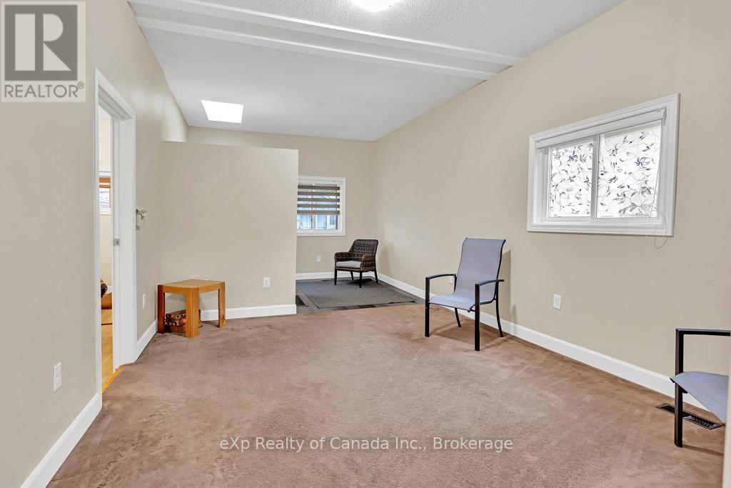 762 Little Hill Street, London East (East L), Ontario  N5Z 1M9 - Photo 5 - X12931358