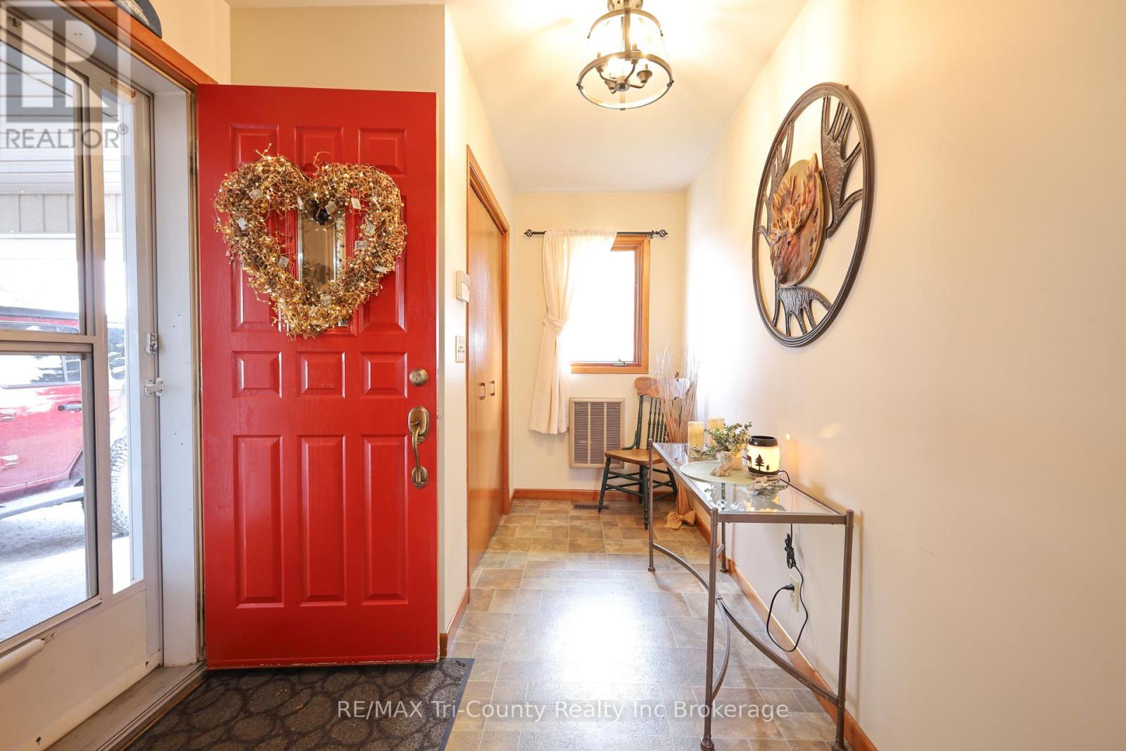 9113 Plank Road, Bayham (Straffordville), Ontario  N0J 1Y0 - Photo 12 - X12932396