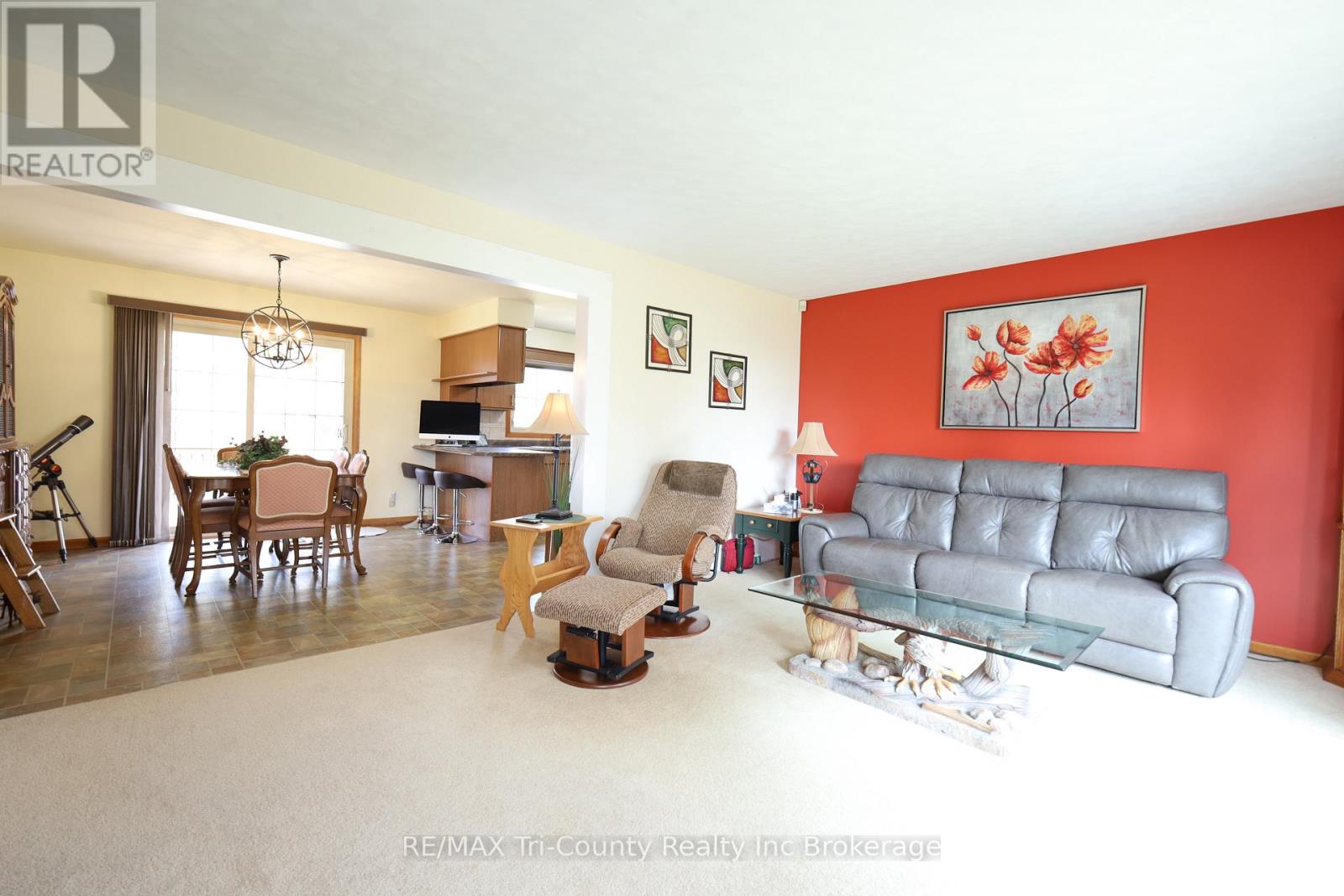 9113 Plank Road, Bayham (Straffordville), Ontario  N0J 1Y0 - Photo 8 - X12932396