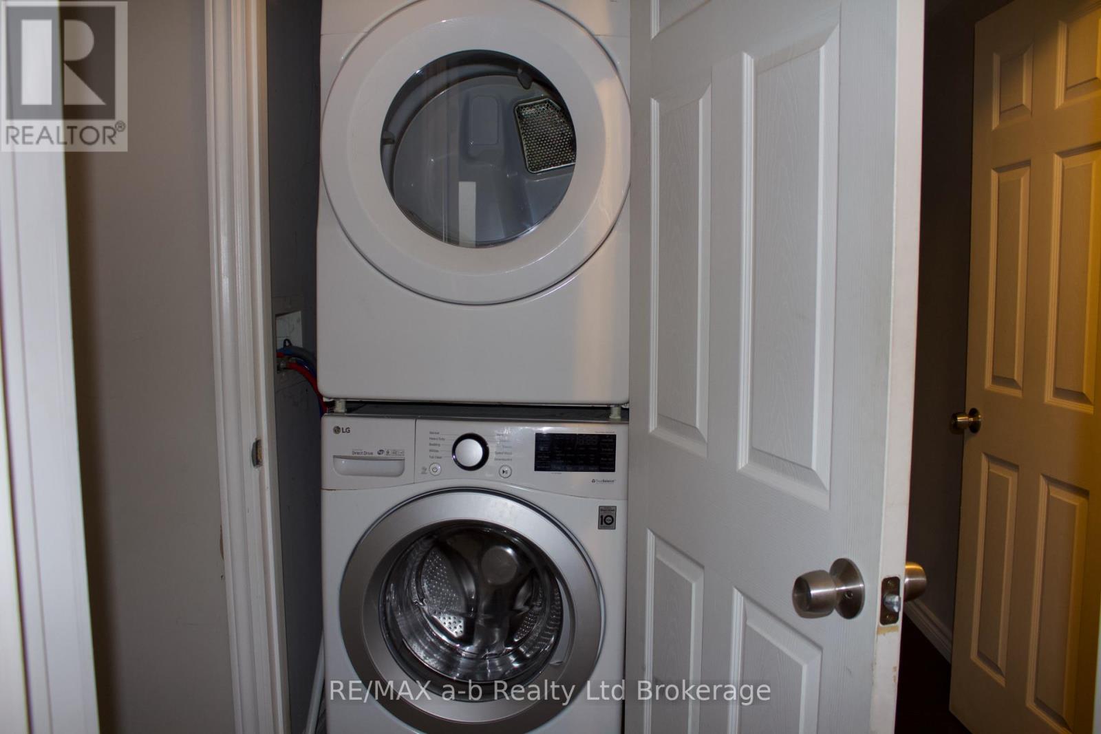 685538 Highway 2 Highway, Woodstock (Woodstock - North), Ontario  N4S 7V9 - Photo 18 - X12932870