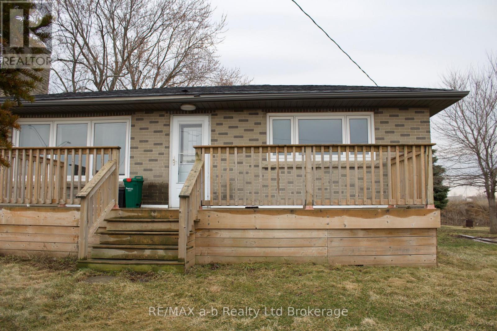 685538 Highway 2 Highway, Woodstock (Woodstock - North), Ontario  N4S 7V9 - Photo 3 - X12932870