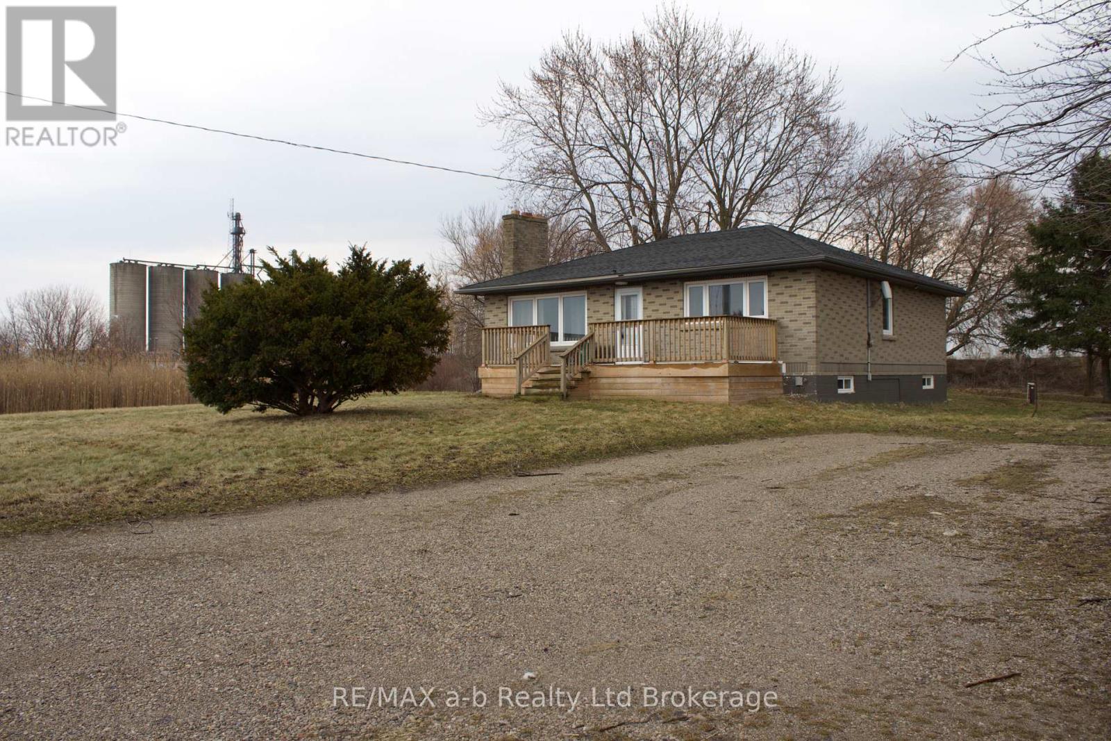 685538 Highway 2 Highway, Woodstock (Woodstock - North), Ontario  N4S 7V9 - Photo 4 - X12932870