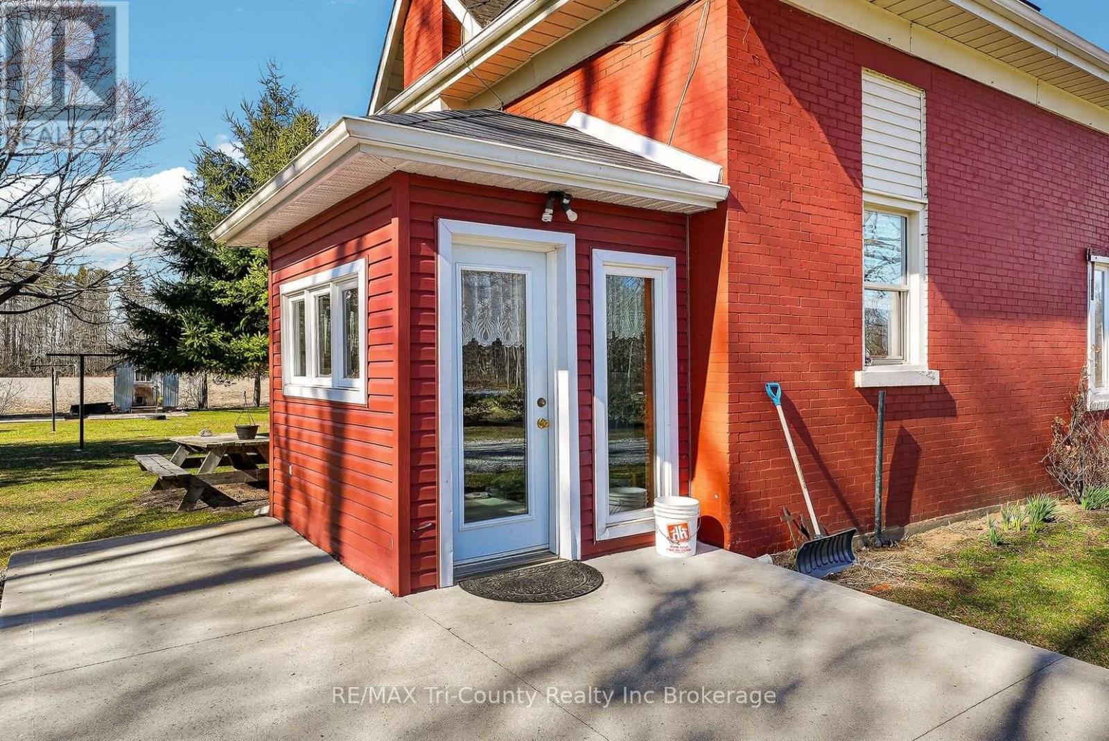 2345 East Quarter Line, Norfolk, Ontario  N4B 2W4 - Photo 40 - X12935196