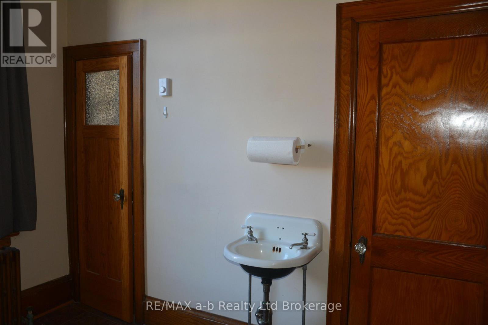 55 King Street W, Ingersoll (Ingersoll - South), Ontario  N5C 2J7 - Photo 14 - X12935266