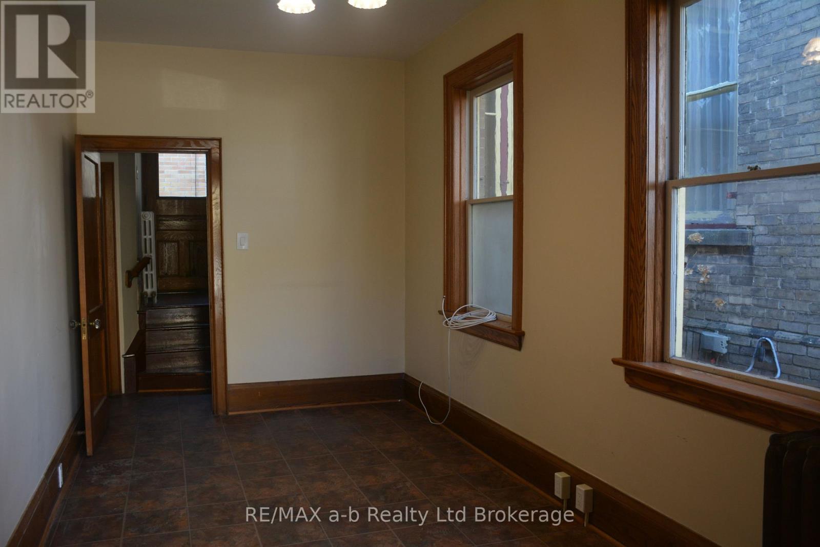 55 King Street W, Ingersoll (Ingersoll - South), Ontario  N5C 2J7 - Photo 18 - X12935266