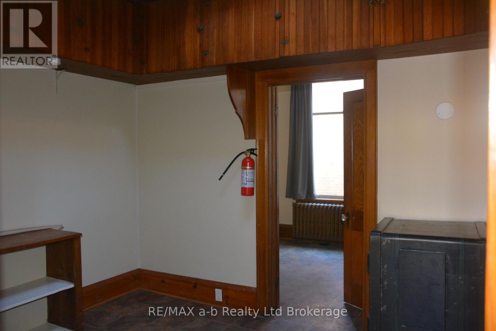 55 King Street W, Ingersoll (Ingersoll - South), Ontario  N5C 2J7 - Photo 9 - X12935266